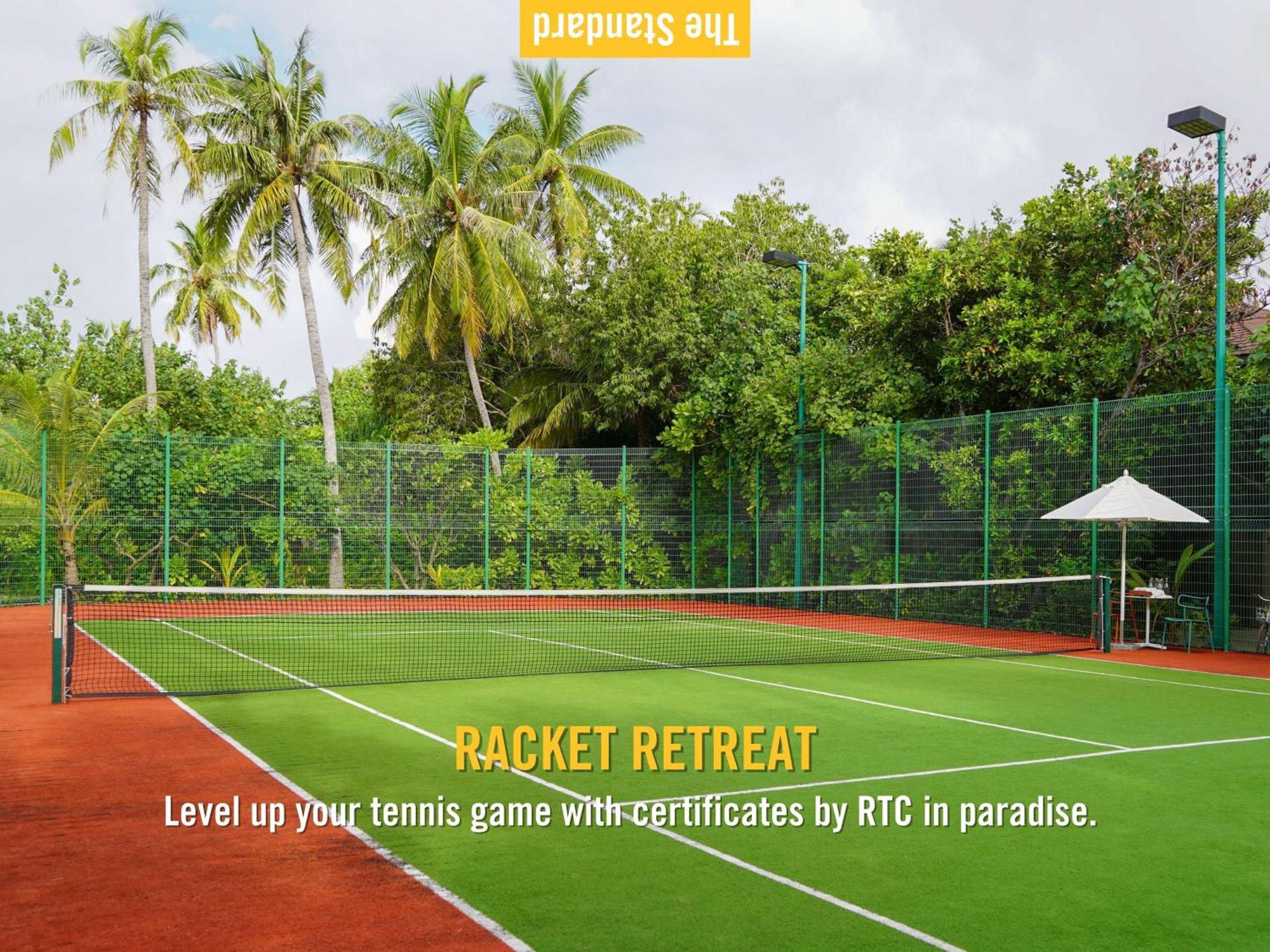 The Standard, Huruvalhi Maldives (Adults Only) Meedhoo  Exterior photo Tennis court at Paradise