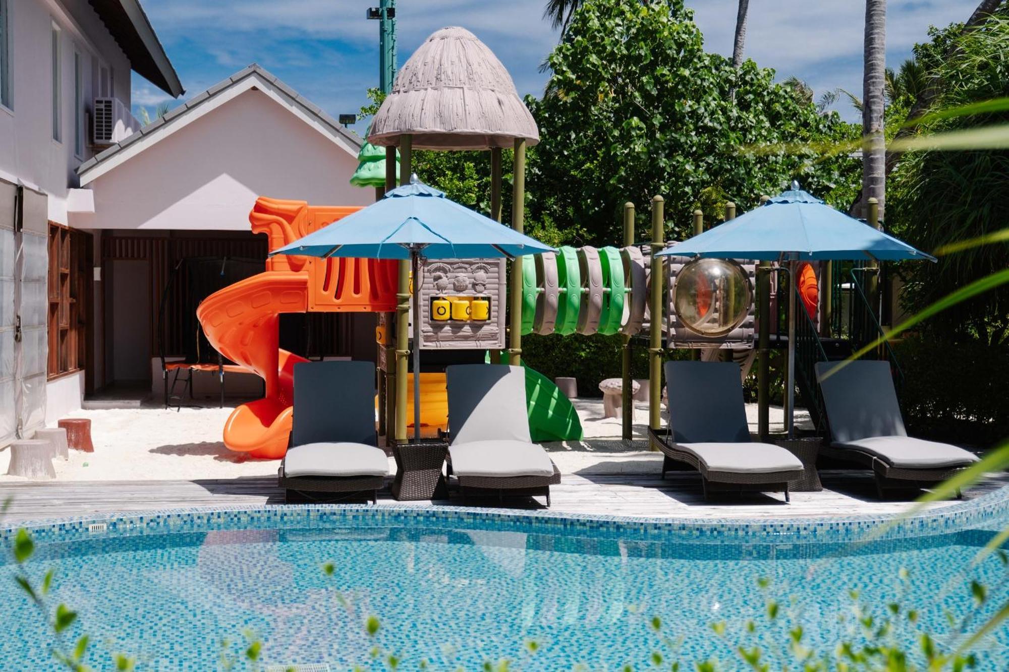 The Standard, Huruvalhi Maldives (Adults Only) Meedhoo  Exterior photo Playground at the resort