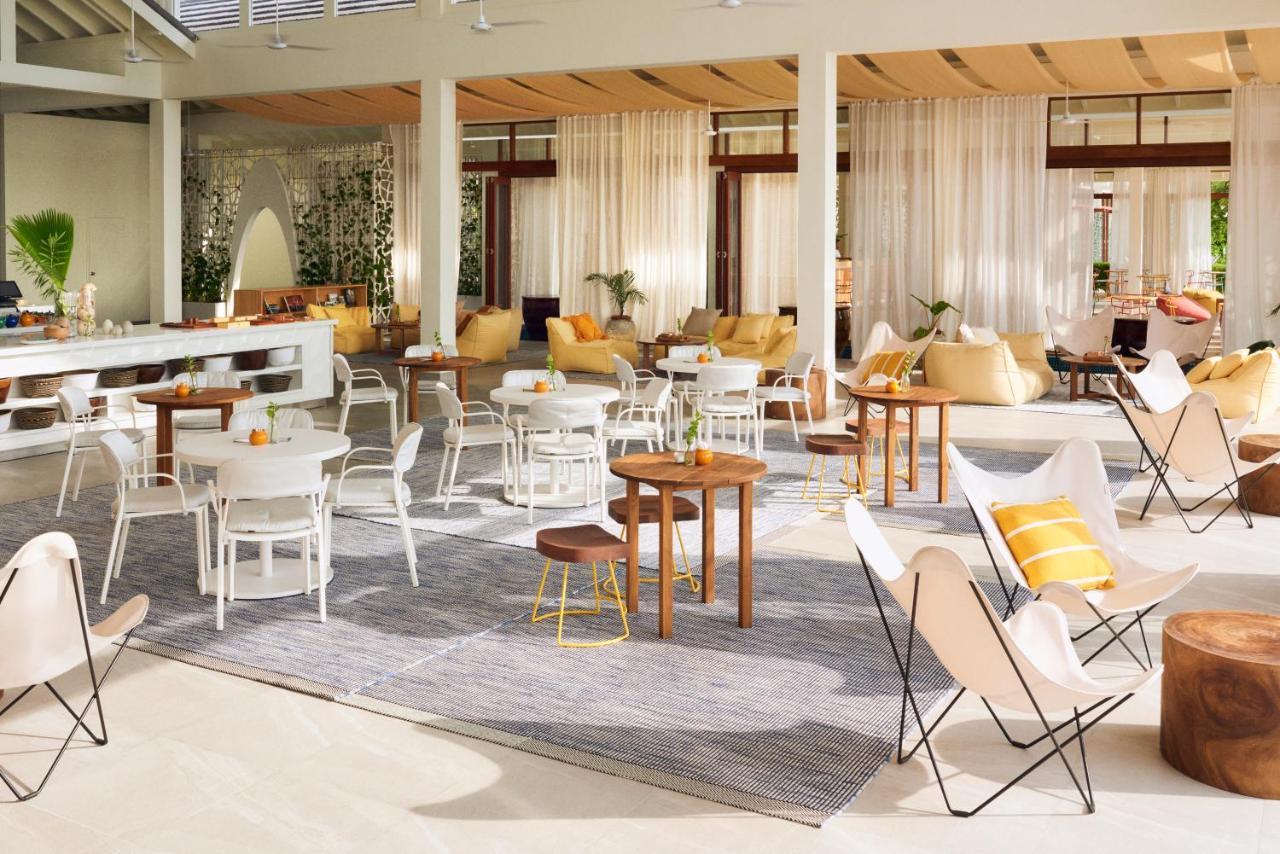 The Standard, Huruvalhi Maldives (Adults Only) Meedhoo  Exterior photo The lobby at the Hotel